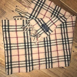 Burberry Classic Scarf